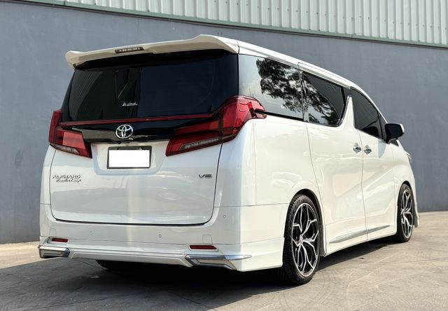 TOYOTA豐田 ALPHARD  第4張相片
