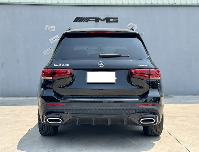 M-BENZ賓士 GLB250  第5張相片