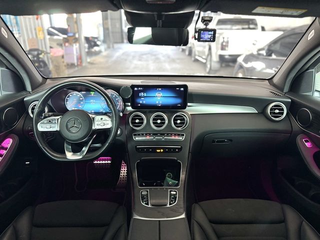 M-BENZ賓士 GLC300 AMG COUPE  第7張相片
