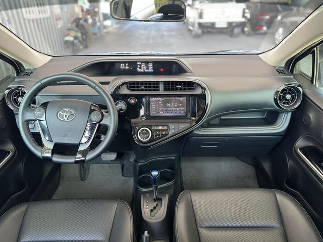 TOYOTA豐田 PRIUS C  第7張相片