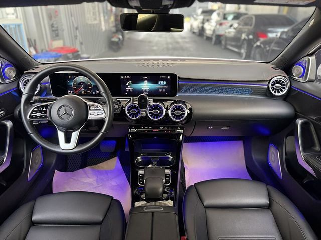 M-BENZ賓士 A200  第7張相片