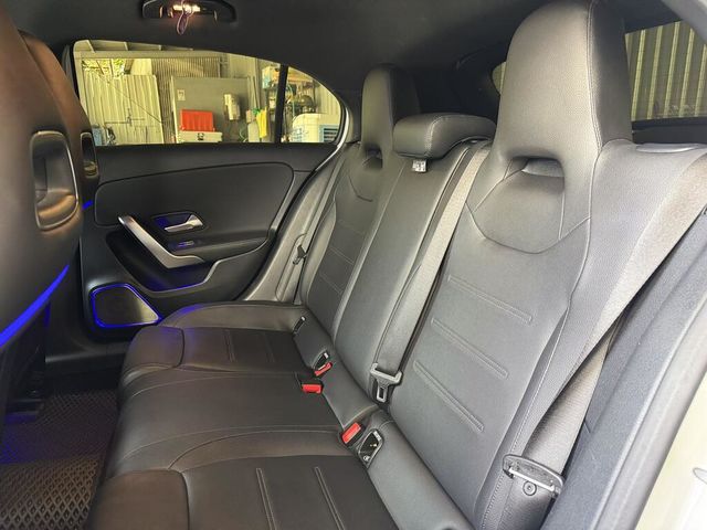 M-BENZ賓士 A200  第18張相片