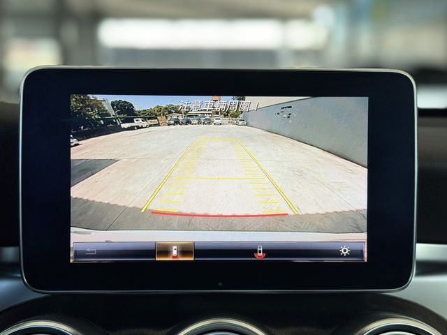 M-BENZ賓士 GLC300  第11張相片
