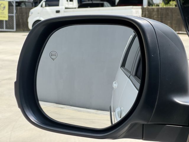 MITSUBISHI三菱 ZINGER  第12張相片