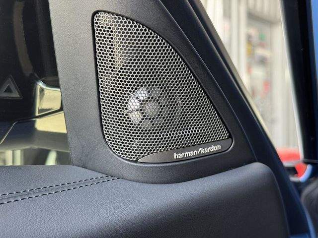 BMW寶馬 M3  第14張相片