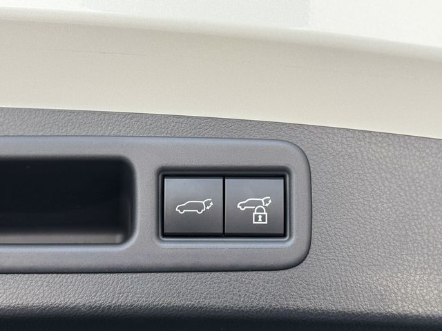 LEXUS凌志 RX350H  第17張相片