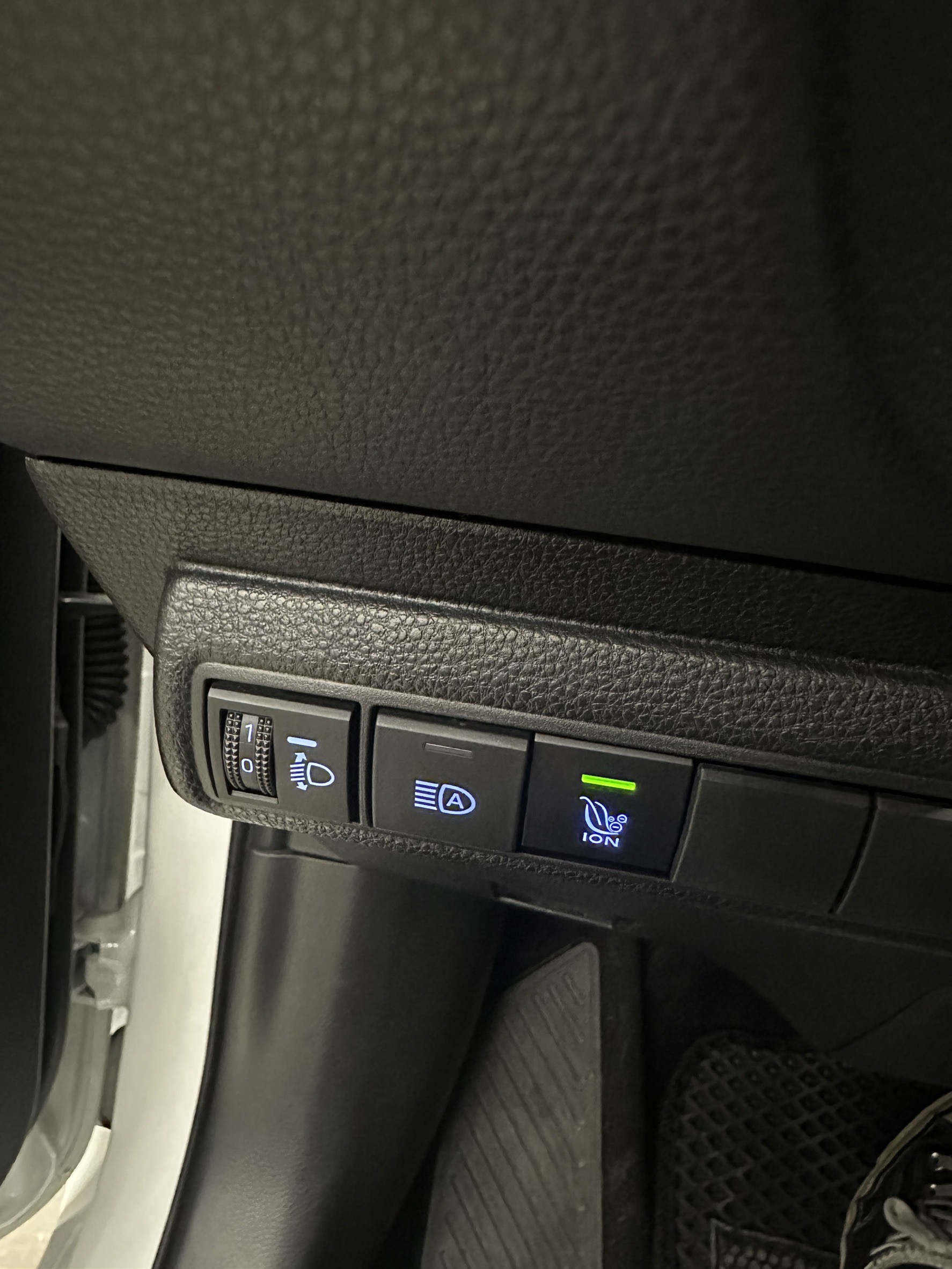 2022 Corolla sport 認證車 原鈑件  第8張相片