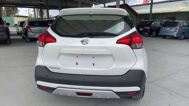 ✔智行旗艦版✔一手車✔原鈑件✔里程保證✔原廠保養紀錄✔360環景✔無線充電✔可認證✔2年保固  第3張相片