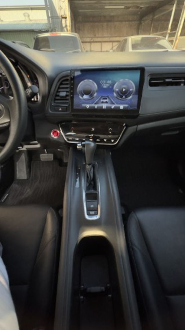 ☑VTI-S☑安卓機☑恆溫空調☑定速巡航☑胎壓監測☑AUTO HOLD☑IKEY免鑰☑低里程  第8張相片