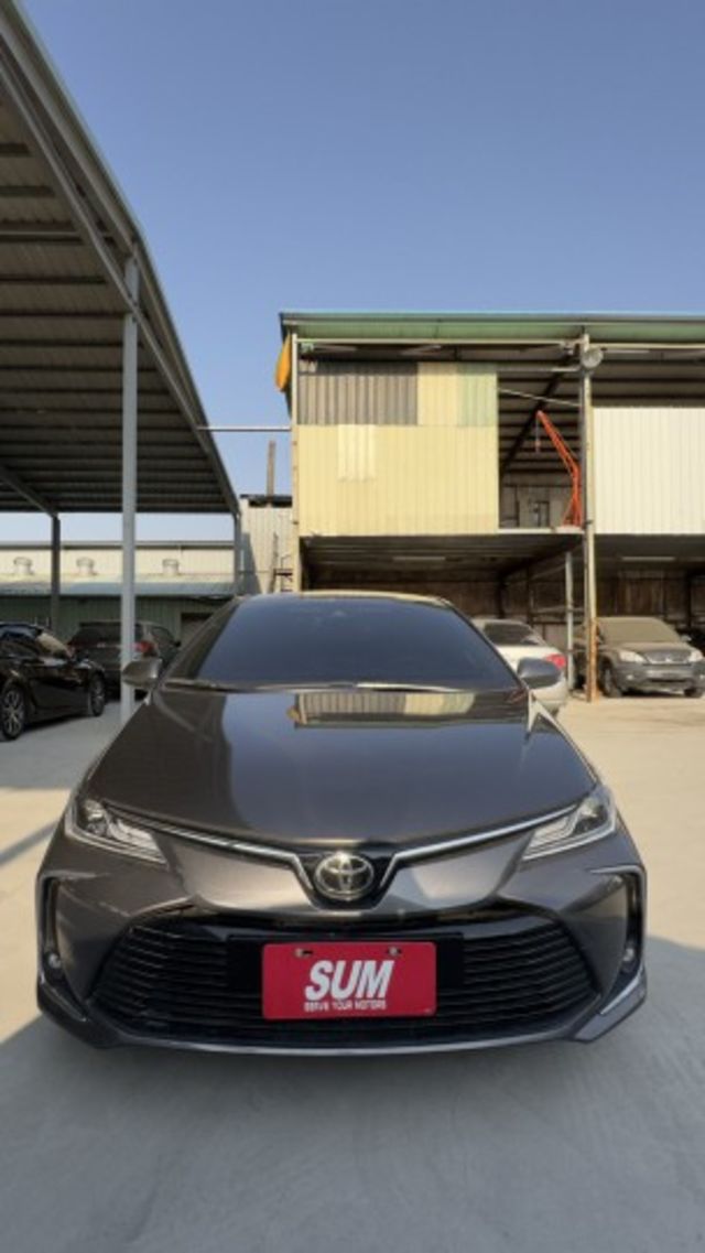 ☑一手車☑原廠保養☑尊爵版☑自動跟車☑盲點☑車道置中☑安卓機☑LED頭燈 ☑IKEY免鑰  第7張相片