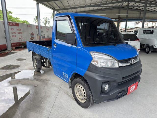 ✔1500cc 手排✔原鈑件✔里程保證✔底盤無鏽蝕✔循跡防滑✔ABS✔原廠胎壓✔木床✔認證車✔兩年保固  第2張相片