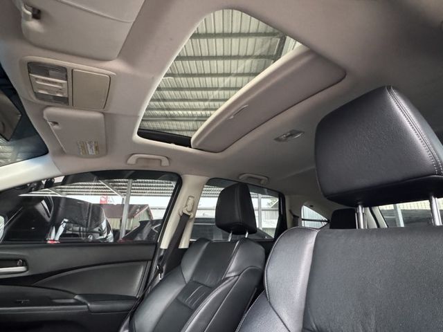 ✔2.4 VTi-S✔天窗✔定速✔循跡防滑✔四安✔影音✔衛星導航✔雙區恆溫✔抬頭顯示器✔安卓機✔里程保證  第5張相片