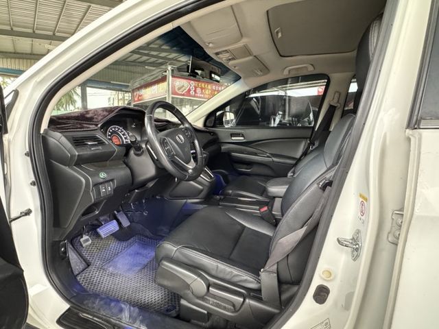 ✔2.4 VTi-S✔天窗✔定速✔循跡防滑✔四安✔影音✔衛星導航✔雙區恆溫✔抬頭顯示器✔安卓機✔里程保證  第7張相片