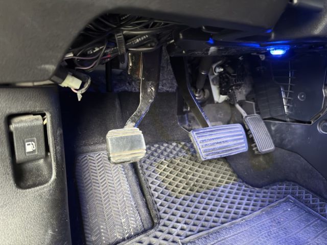 ✔2.4 VTi-S✔天窗✔定速✔循跡防滑✔四安✔影音✔衛星導航✔雙區恆溫✔抬頭顯示器✔安卓機✔里程保證  第19張相片