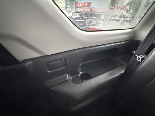 ✔入庫整備中✔四輪傳動✔里程保證✔低里程✔上山下海小幫手  第9張相片