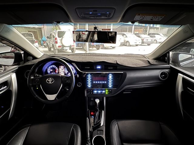 ✔超低里程保證✔尊爵版✔定速巡航✔恆溫空調✔IKEY免鑰匙  第5張相片