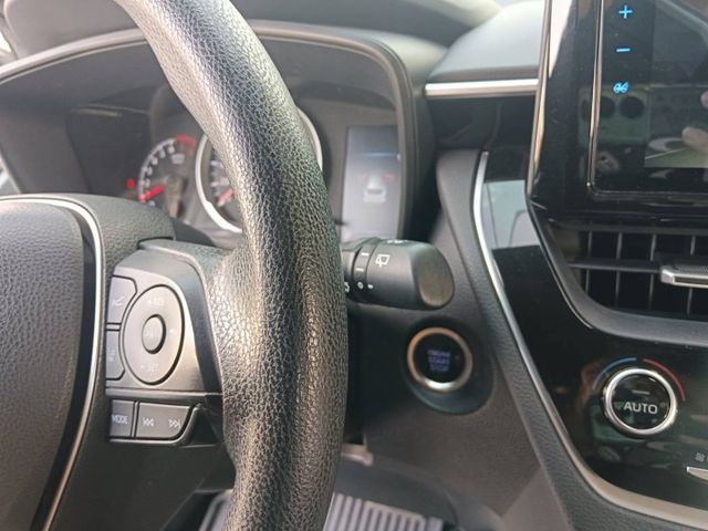 ✔TOYOTA COROLLA CROSS 2022 ✔白色 ✔1800cc ✔手自排✔休旅車✔SUM 認證✔實價  第8張相片