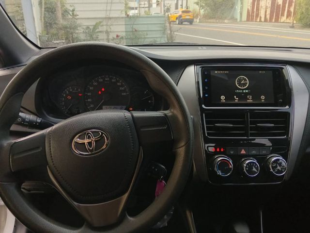 YARIS  第8張相片