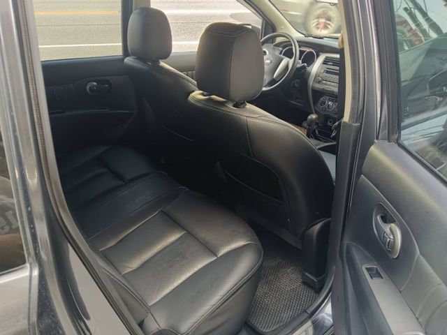 LIVINA  第8張相片