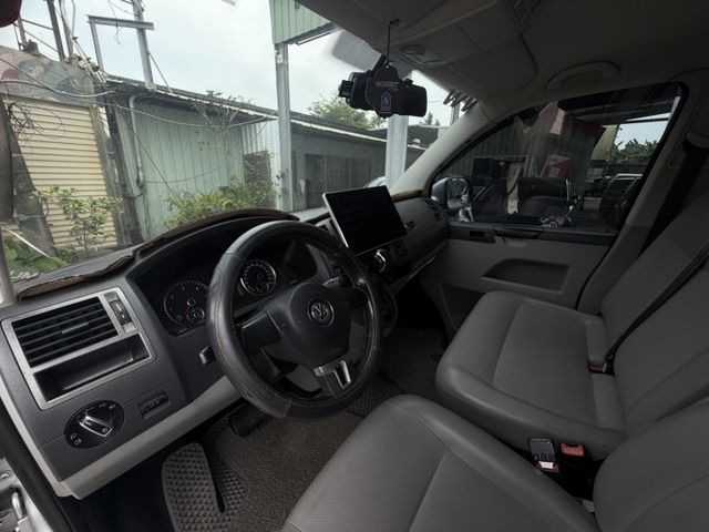 T5 CARAVELLE LWB  第9張相片