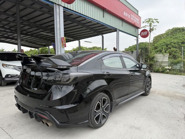 ELANTRA  第6張相片