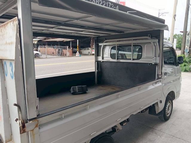 NEW CARRY  第8張相片