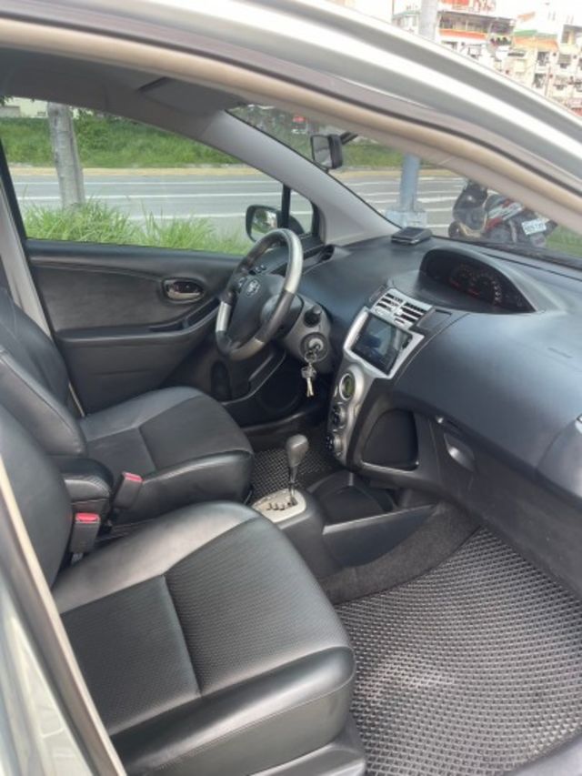 G版 恆溫 電動後視鏡 城市代步 保值小車  第7張相片