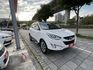 12年  IX35 白色系  2.4  四輪傳動  頂配 車頂行李架   全景天窗  市場稀有!!  第3張縮圖