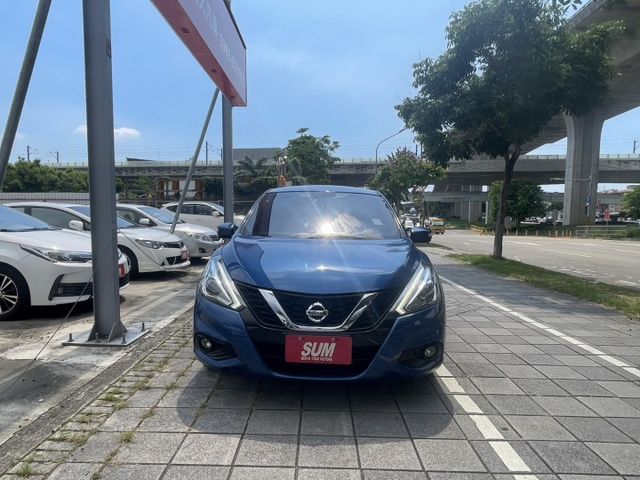 全車環景 盲點偵測 Carplay 自動大燈 頂配 I-Key  第2張相片
