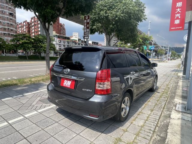 自動大燈 原板件 非營業用車 正7人座 前後雷達  第13張相片