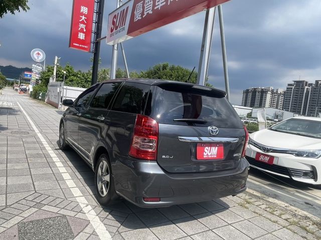 自動大燈 原板件 非營業用車 正7人座 前後雷達  第15張相片