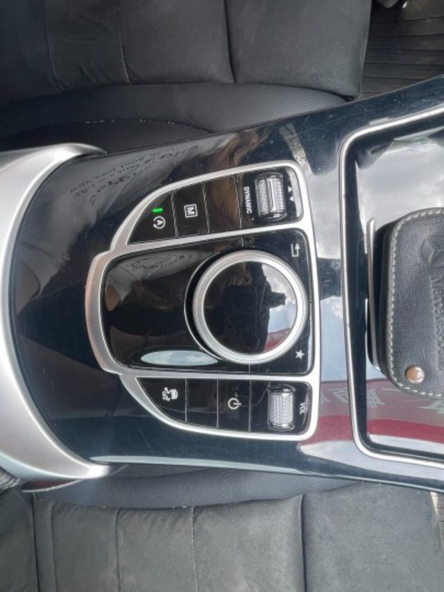 認證車  中華賓士總代理  一手車  全原廠保養  原版原漆  23P  環景  Carplay   黑內飾  第9張相片