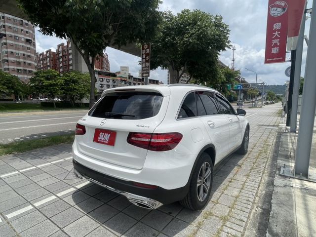 認證車  中華賓士總代理  一手車  全原廠保養  原版原漆  23P  環景  Carplay   黑內飾  第18張相片