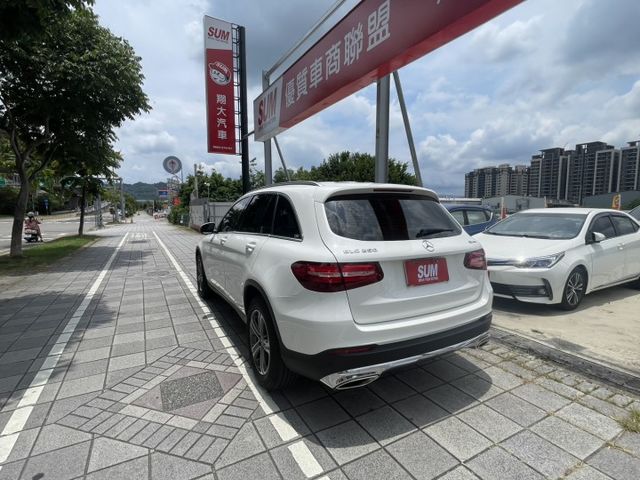 認證車  中華賓士總代理  一手車  全原廠保養  原版原漆  23P  環景  Carplay   黑內飾  第20張相片