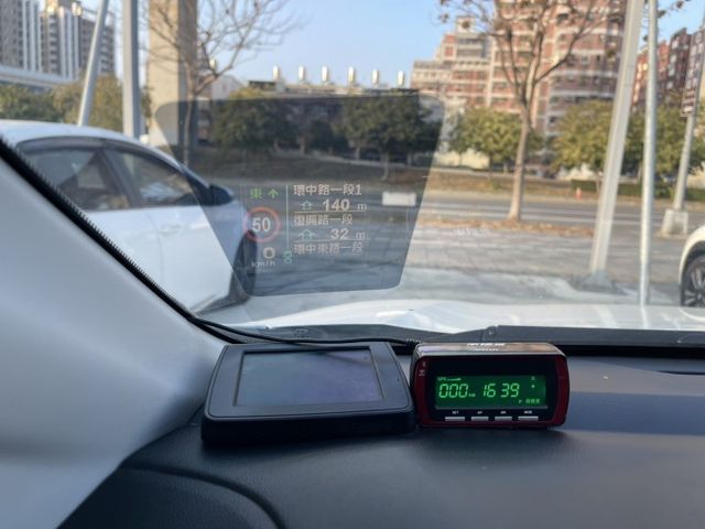 2.4cc最頂配 S版 4.5代小改款 全車原版件 白色 僅跑16萬  第5張相片