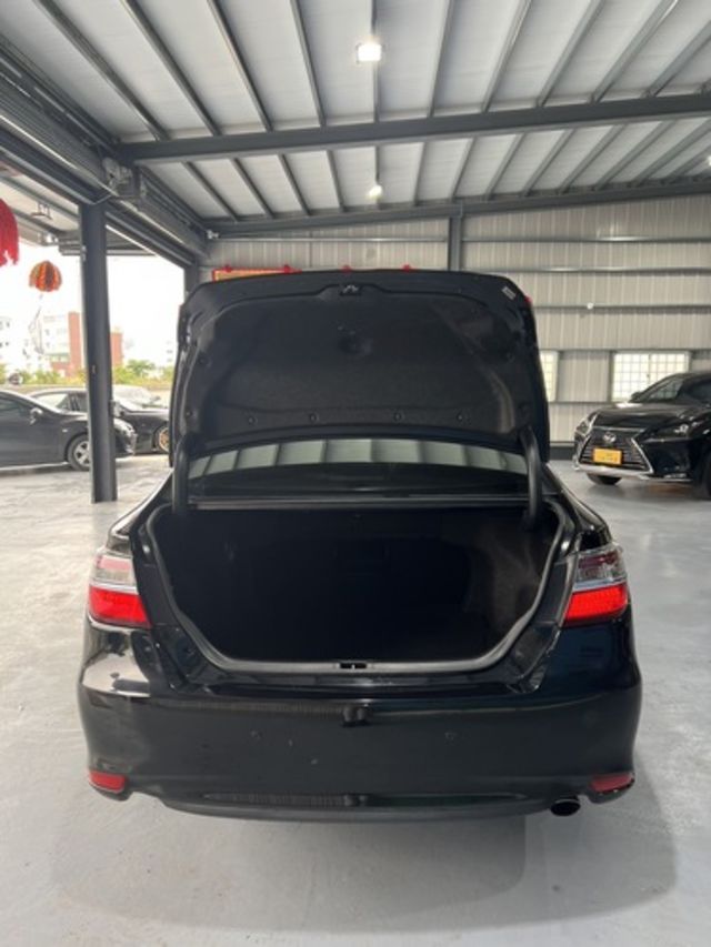 TOYOTA豐田 CAMRY  第2張相片