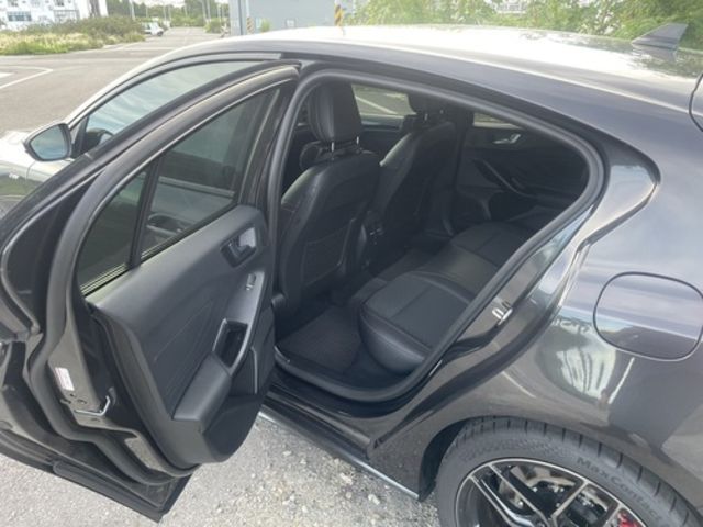 FORD福特 FOCUS ST  第8張相片