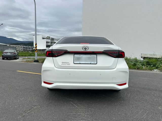 TOYOTA豐田 ALTIS  第4張相片