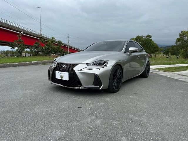 LEXUS凌志 IS 300  第1張相片