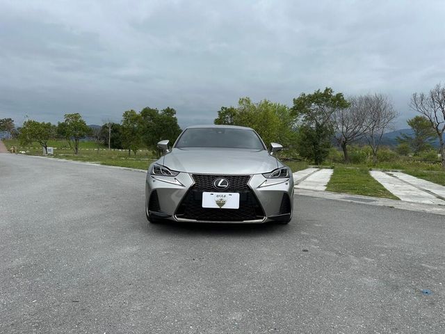 LEXUS凌志 IS 300  第5張相片