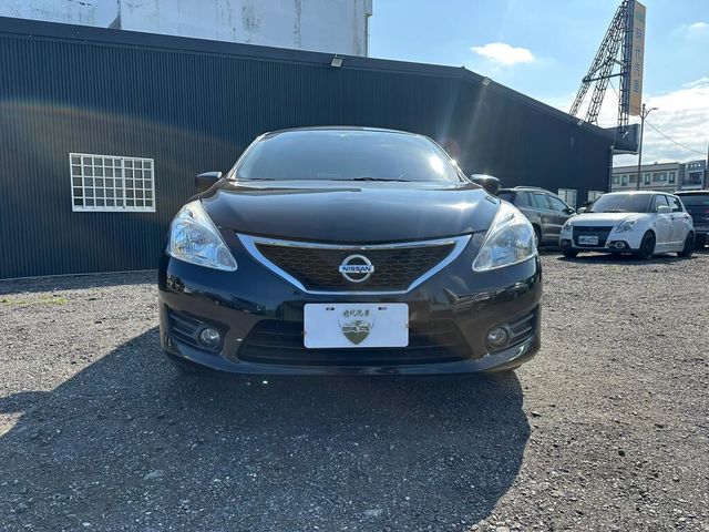 NISSAN日產 TIIDA  第3張相片