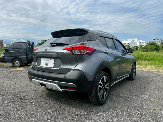 NISSAN日產 KICKS  第2張相片