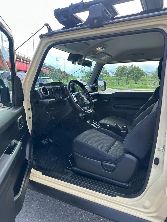 SUZUKI鈴木 JIMNY  第7張相片