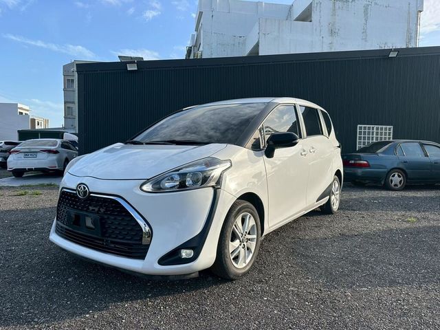 TOYOTA豐田 SIENTA  第1張相片