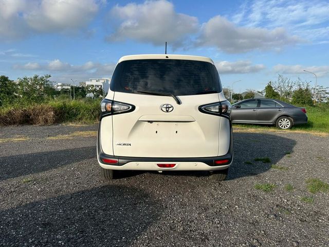 TOYOTA豐田 SIENTA  第4張相片