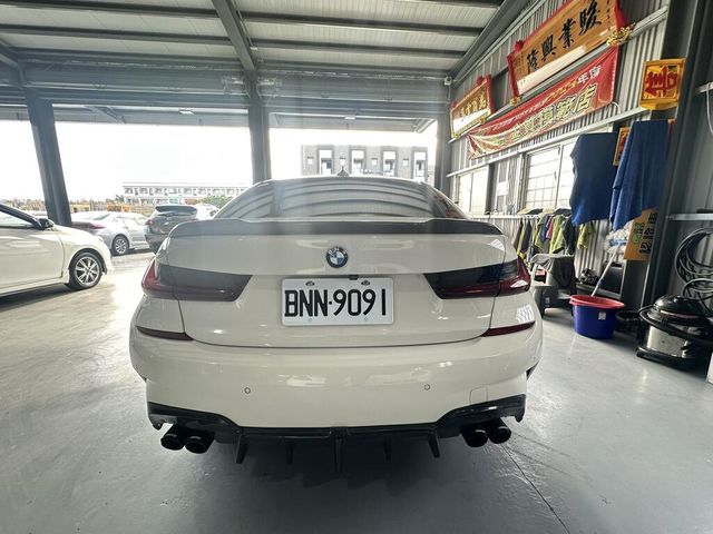 BMW寶馬 330  第4張相片