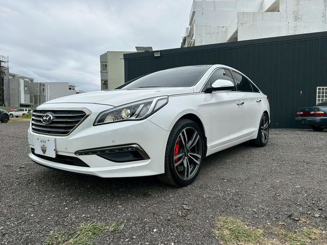 HYUNDAI現代 SONATA  第1張相片