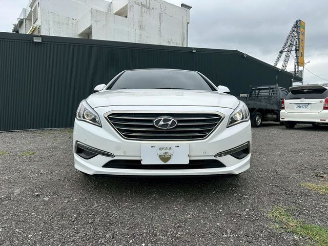 HYUNDAI現代 SONATA  第3張相片