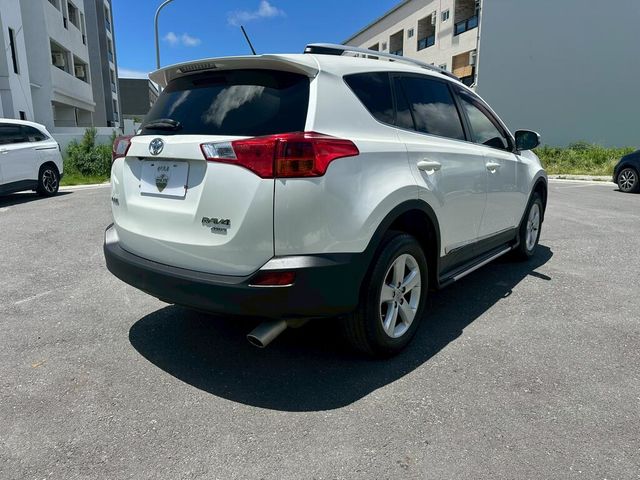 TOYOTA豐田 RAV4  第2張相片