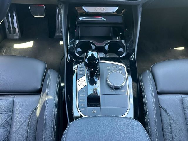 BMW寶馬 X4 XDRIVE30I  第10張相片